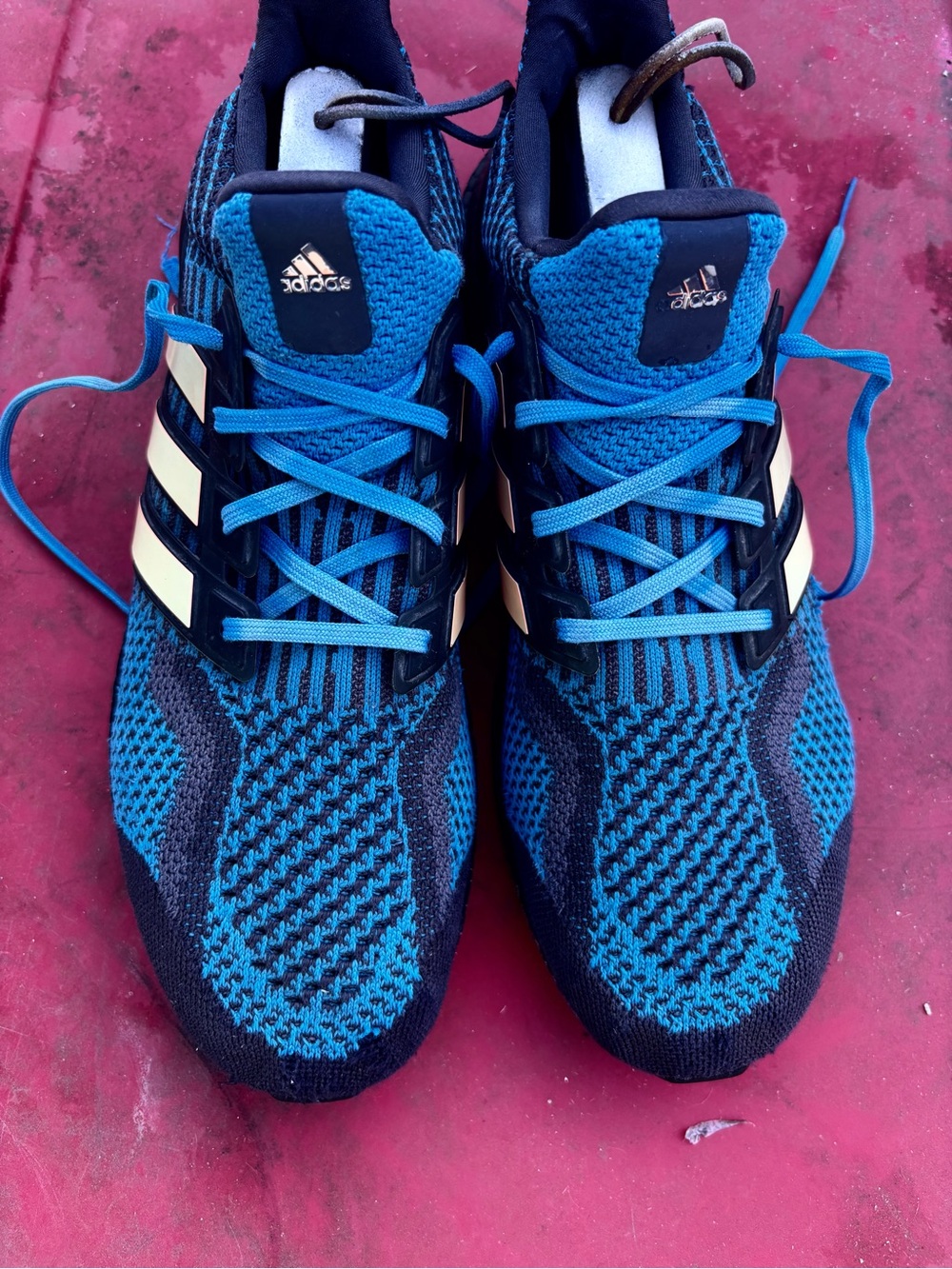 Adidas Men’s Blue and Black Knit Running Shoes size 13